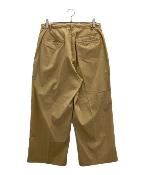 GORDON MILLER（ゴードンミラー）GORDON MILLER (ゴードンミラー) 撥水タイプライター2タッククロップドワイドパンツ ベージュ サイズ:Ｍ 未使用品の古着・服飾アイテム