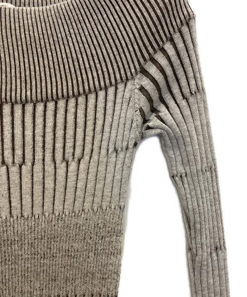 Snidel（スナイデル）Snidel (スナイデル) アシンメトリーボタンニットワンピース グレー×ブラウン サイズ:FREEの古着・服飾アイテム