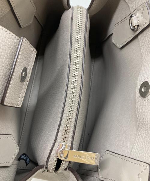 MICHAEL KORS（マイケル・コース）MICHAEL KORS (マイケル・コース) 2WAYレザーショルダーバッグ グレーの古着・服飾アイテム