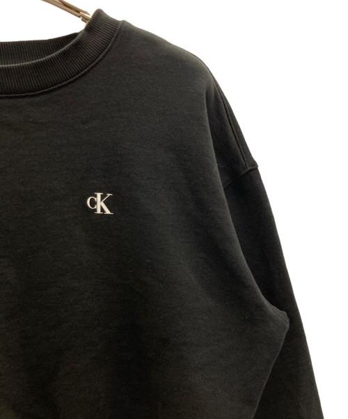 Calvin Klein（カルバンクライン）Calvin Klein (カルバンクライン) クロップドスウェットシャツ ブラック サイズ:Ｍの古着・服飾アイテム