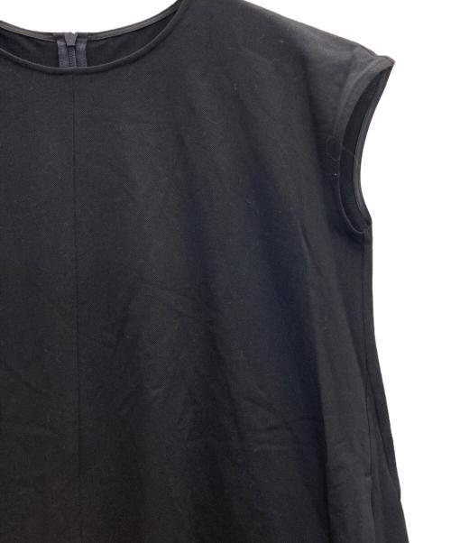 23区（ニジュウサンク）23区 (ニジュウサンク) ライトピケジャージー フレア ワンピース ネイビー サイズ:32 未使用品の古着・服飾アイテム