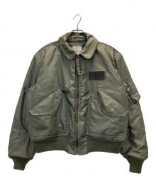 US ARMY（ユーエスアーミー）の古着「フライトジャケット」｜オリーブ