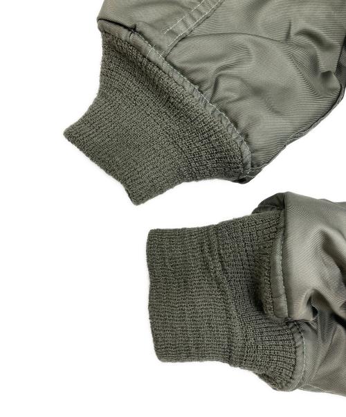 US ARMY（ユーエスアーミー）US ARMY (ユーエスアーミー) フライトジャケット オリーブ サイズ:Ｌの古着・服飾アイテム