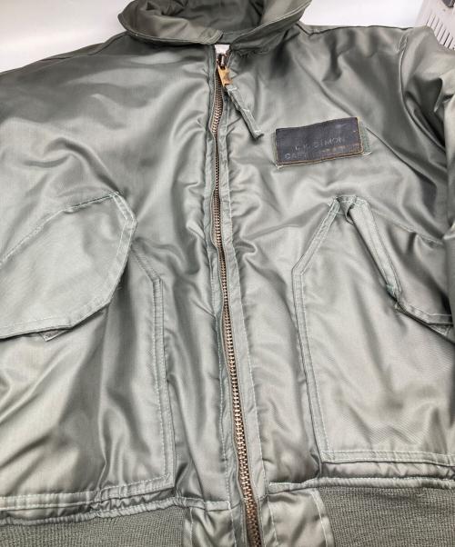 US ARMY（ユーエスアーミー）US ARMY (ユーエスアーミー) フライトジャケット オリーブ サイズ:Ｌの古着・服飾アイテム