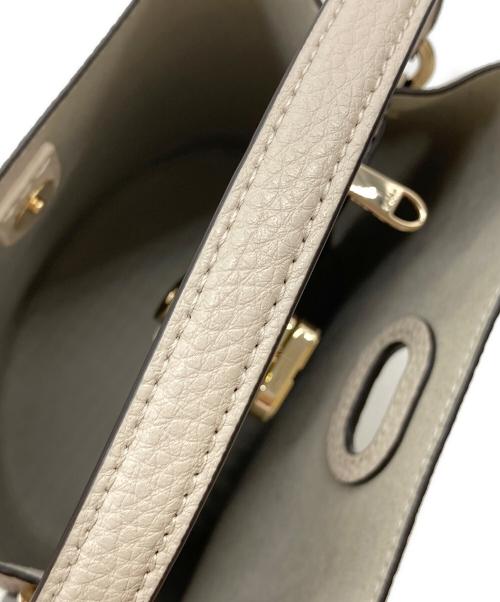 FURLA（フルラ）FURLA (フルラ) ダナエ グレージュの古着・服飾アイテム