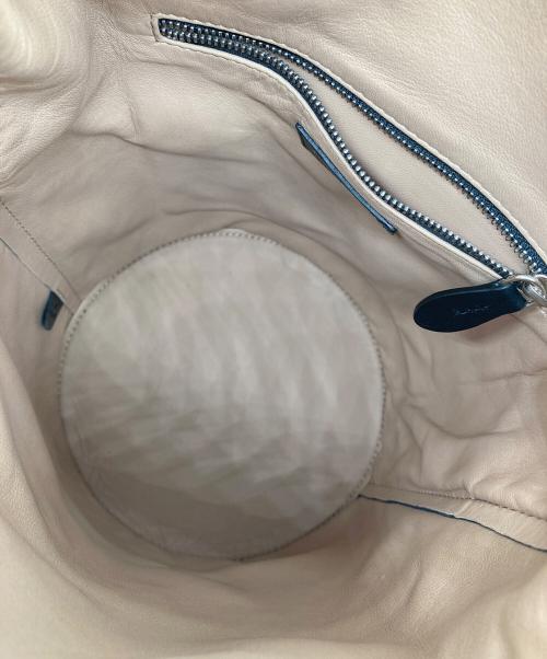 J&M DAVIDSON（ジェイ＆エム デヴィッドソン）J&M DAVIDSON (ジェイ＆エム デヴィッドソン) ミニデイジー ウィズスタッズバッグ ブラックの古着・服飾アイテム