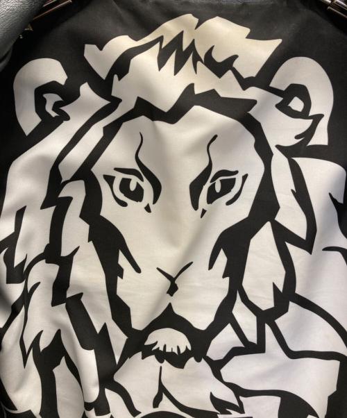 MCM（エムシーエム）MCM (エムシーエム) エンボスロゴライダースジャケット ブラック サイズ:Sの古着・服飾アイテム