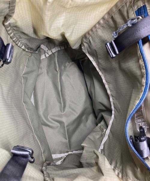 Patagonia（パタゴニア）Patagonia (パタゴニア) ウルトラライト・ブラックホール・トート・パック グリーンの古着・服飾アイテム