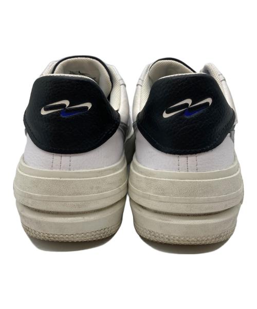 NIKE（ナイキ）NIKE (ナイキ) Women's Air Force 1 PLT.AF.ORM LV8 ホワイト サイズ:24の古着・服飾アイテム