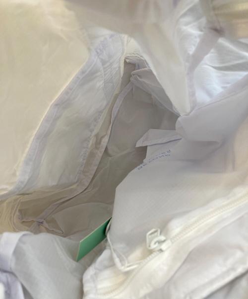 BEYOND THE VINES（ビヨンド ザ バインズ）Beyond the vines (ビヨンド ザ バインズ) ParaPack ホワイト 未使用品の古着・服飾アイテム