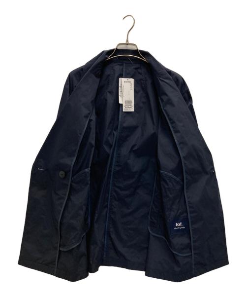 la.f（ラ・エフ）la.f (ラ・エフ) メモリータフタショート丈ライトアウター≪洗濯機で洗える≫ ネイビー サイズ:２S 未使用品の古着・服飾アイテム