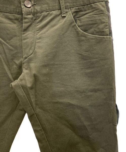 DOLCE & GABBANA（ドルチェ＆ガッバーナ）DOLCE & GABBANA (ドルチェ＆ガッバーナ) ロゴプレートパンツ グリーン サイズ:48の古着・服飾アイテム