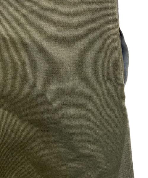 DOLCE & GABBANA（ドルチェ＆ガッバーナ）DOLCE & GABBANA (ドルチェ＆ガッバーナ) ロゴプレートパンツ グリーン サイズ:48の古着・服飾アイテム