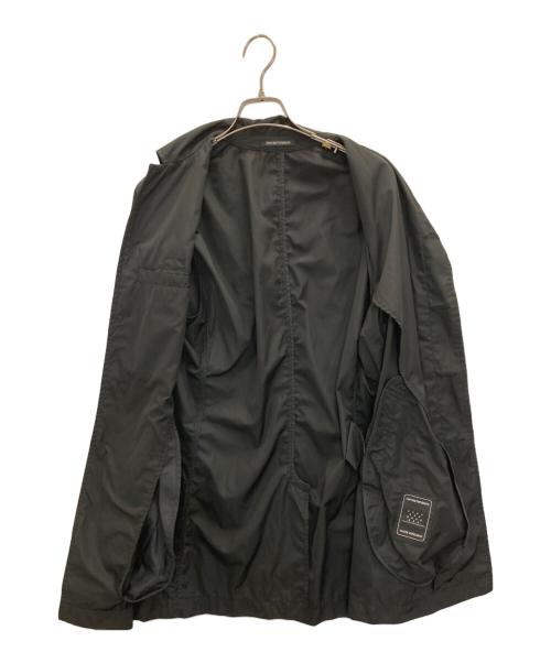 EMPORIO ARMANI（エンポリオ アルマーニ）EMPORIO ARMANI (エンポリオ アルマーニ) W/R フライフロントナイロンコート ブラック サイズ:SIZE 48の古着・服飾アイテム
