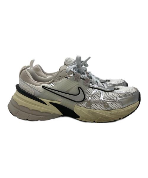 NIKE（ナイキ）NIKE (ナイキ) W V2K RUN SUMMIT ホワイト サイズ:SIZE23.5cmの古着・服飾アイテム