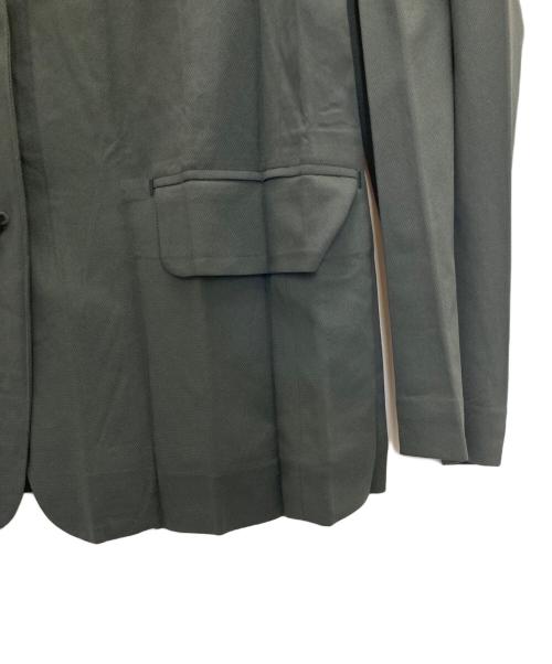 ISSEY MIYAKE WHITE LABEL（イッセイミヤケホワイトレーベル）ISSEY MIYAKE WHITE LABEL (イッセイミヤケホワイトレーベル) 裏地ドットプリーツジャケット グレー サイズ:SIZE 3の古着・服飾アイテム