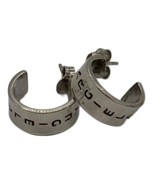 MM6 Maison Margiela（エムエムシックスメゾンマルジェラ）MM6 Maison Margiela (エムエムシックスメゾンマルジェラ) ロゴ カットアウト フープピアス シルバーの古着・服飾アイテム