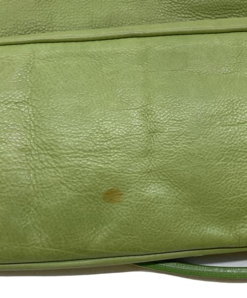 MIU MIU（ミュウミュウ）MIU MIU (ミュウミュウ) シルバーロゴプレートロングハンドルバッグ グリーンの古着・服飾アイテム