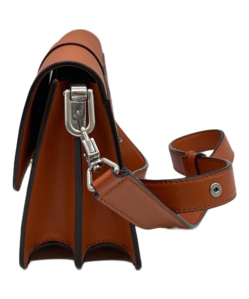 CHARLES & KEITH（チャールズアンドキース）CHARLES & KEITH (チャールズアンドキース) ショルダーバッグ オレンジの古着・服飾アイテム