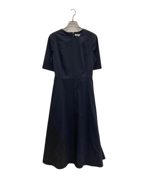 23区（ニジュウサンク）23区 (ニジュウサンク) 【洗える】プレーンストレッチタフタ フレア ワンピース ネイビー サイズ:38の古着・服飾アイテム