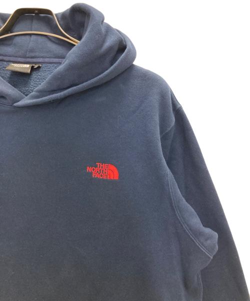 THE NORTH FACE（ザ ノース フェイス）THE NORTH FACE (ザ ノース フェイス) EXPEDITION GRAPHIC HOODIE ネイビー サイズ:Ｍの古着・服飾アイテム