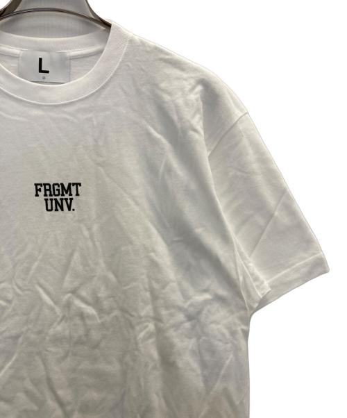 FRAGMENT DESIGN（フラグメントデザイン）FRAGMENT DESIGN (フラグメントデザイン) university プリントTシャツ ホワイト サイズ:Ｌの古着・服飾アイテム