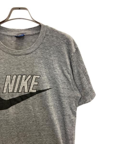 NIKE（ナイキ）NIKE (ナイキ) スウォッシュロゴ Tシャツ グレー サイズ:不明の古着・服飾アイテム