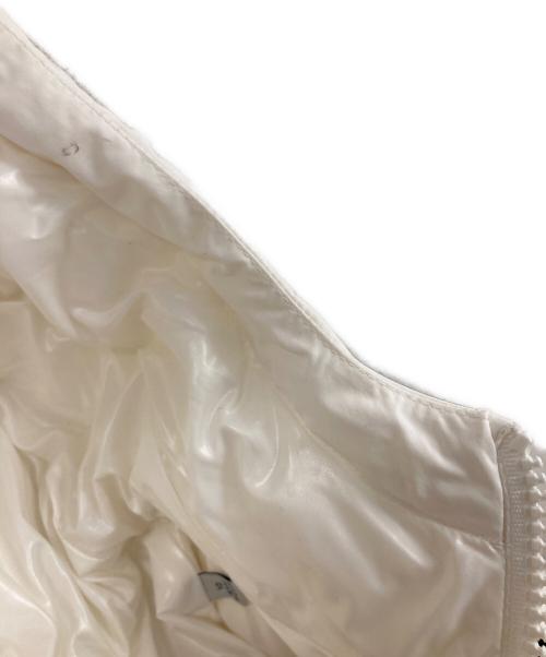 MONCLER（モンクレール）MONCLER (モンクレール) ダウンジャケット ホワイト サイズ:12Aの古着・服飾アイテム