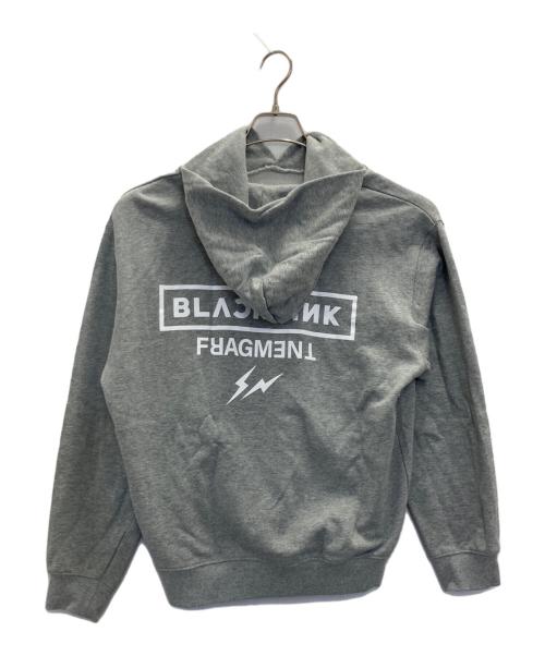 FRAGMENT DESIGN（フラグメントデザイン）FRAGMENT DESIGN (フラグメントデザイン) black pink (ブラックピンク) プルオーバーパーカー グレー サイズ:Ｌの古着・服飾アイテム