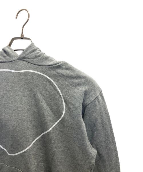 FRAGMENT DESIGN（フラグメントデザイン）FRAGMENT DESIGN (フラグメントデザイン) black pink (ブラックピンク) プルオーバーパーカー グレー サイズ:Ｌの古着・服飾アイテム