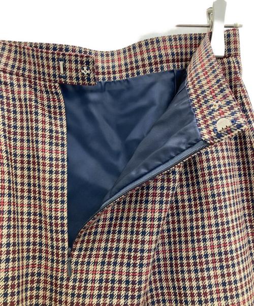 Burberry's（バーバリー）Burberry's (バーバリー) スカートスーツ レッド サイズ:11の古着・服飾アイテム