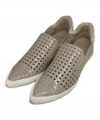 MANAマナ）の古着「ポインテッドトゥ フラットパンチングスリッポン」｜ベージュ