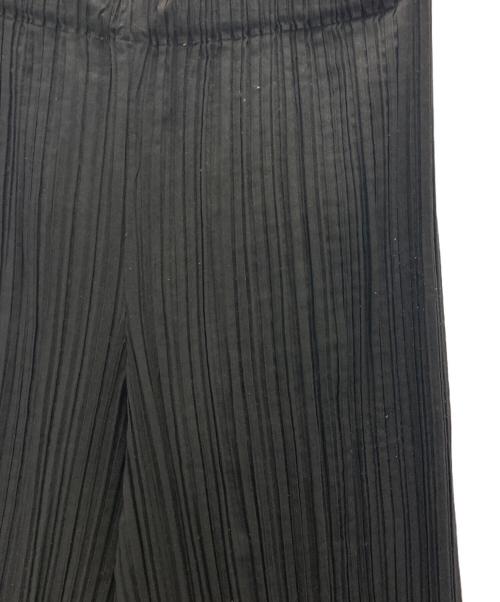 ISSEY MIYAKE（イッセイミヤケ）ISSEY MIYAKE (イッセイミヤケ) プリーツパンツ ブラック サイズ:Mの古着・服飾アイテム