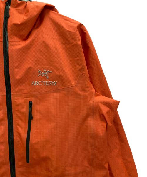 ARC'TERYX（アークテリクス）ARC'TERYX (アークテリクス) Alpha Lightweight Jacket Dynasty/Black サイズ:Ｌの古着・服飾アイテム