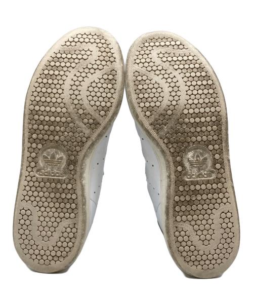 adidas（アディダス）adidas (アディダス) ローカットスニーカー ホワイト サイズ:23の古着・服飾アイテム