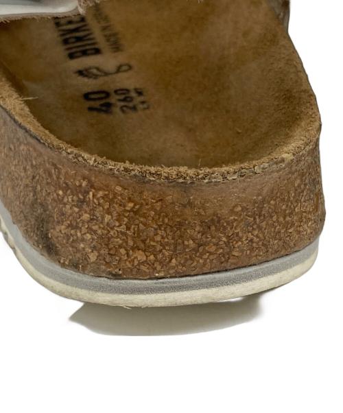 BIRKENSTOCK（ビルケンシュトック）BIRKENSTOCK (ビルケンシュトック) ボストン サンダル ホワイト サイズ:26㎝の古着・服飾アイテム