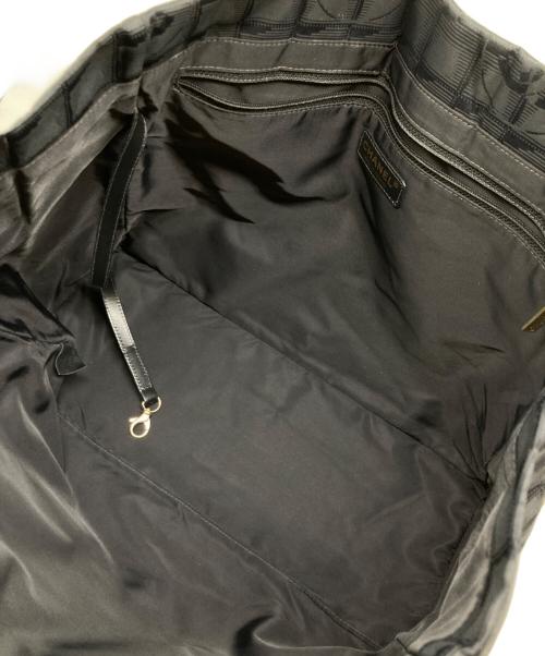 CHANEL（シャネル）CHANEL (シャネル) ニュートラベルライントートMM ブラックの古着・服飾アイテム