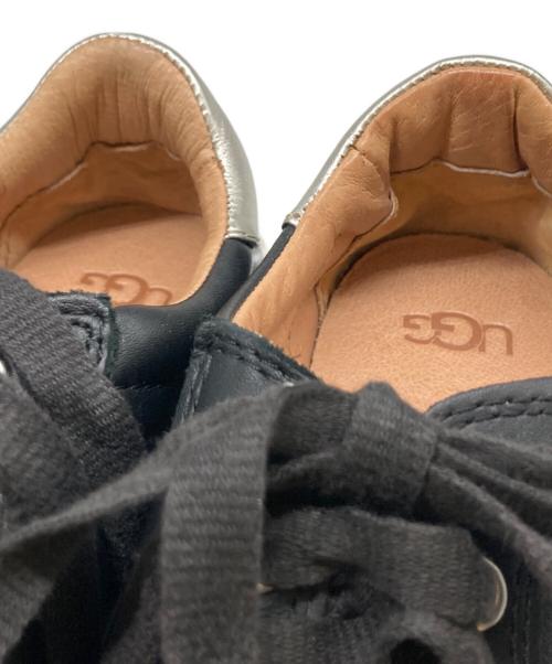 UGG（アグ）UGG (アグ) マイクロレザースニーカー ブラック サイズ:23㎝の古着・服飾アイテム
