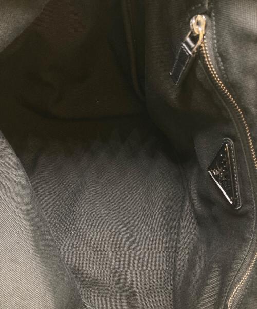PRADA（プラダ）PRADA (プラダ) トライアングル キャンバスバッグ ブラックの古着・服飾アイテム