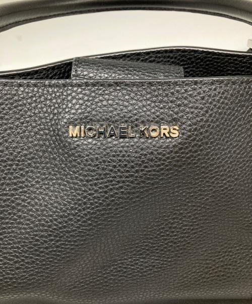 MICHAEL KORS（マイケルコース）MICHAEL KORS (マイケルコース) レザーチャームトートバッグ ブラックの古着・服飾アイテム