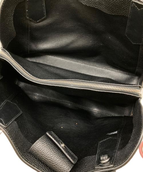 MICHAEL KORS（マイケルコース）MICHAEL KORS (マイケルコース) レザーチャームトートバッグ ブラックの古着・服飾アイテム