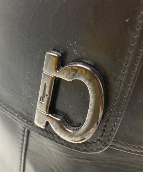 Salvatore Ferragamo（サルヴァトーレ フェラガモ）Salvatore Ferragamo (サルヴァトーレ フェラガモ) サイドジップブーツ ブラック サイズ:6 1/2の古着・服飾アイテム