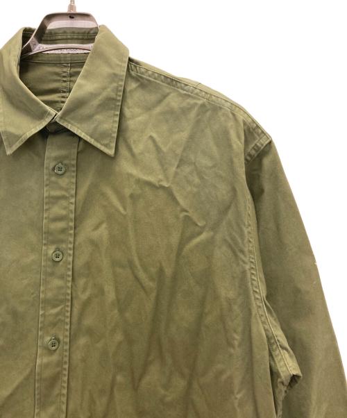 JOHN LAWRENCE SULLIVAN（ジョン ローレンス サリバン）JOHN LAWRENCE SULLIVAN (ジョン ローレンス サリバン) 長袖シャツ オリーブ サイズ:Mの古着・服飾アイテム