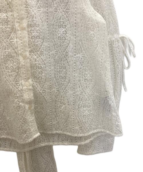 Lily Brown（リリーブラウン）Lily Brown (リリーブラウン) 刺繍ボウタイブラウス ホワイト サイズ:FREEの古着・服飾アイテム