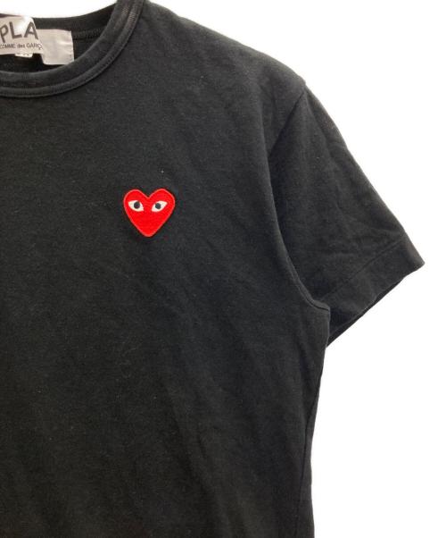 PLAY COMME des GARCONS（プレイコムデギャルソン）PLAY COMME des GARCONS (プレイコムデギャルソン) ハートワッペンTシャツ ブラック サイズ:Mの古着・服飾アイテム