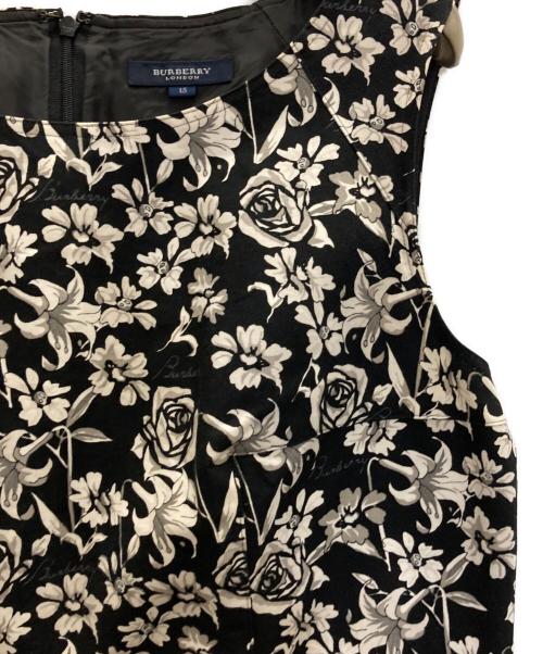 BURBERRY LONDON（バーバリーロンドン）BURBERRY LONDON (バーバリーロンドン) ノースリーブワンピース ブラック サイズ:15の古着・服飾アイテム