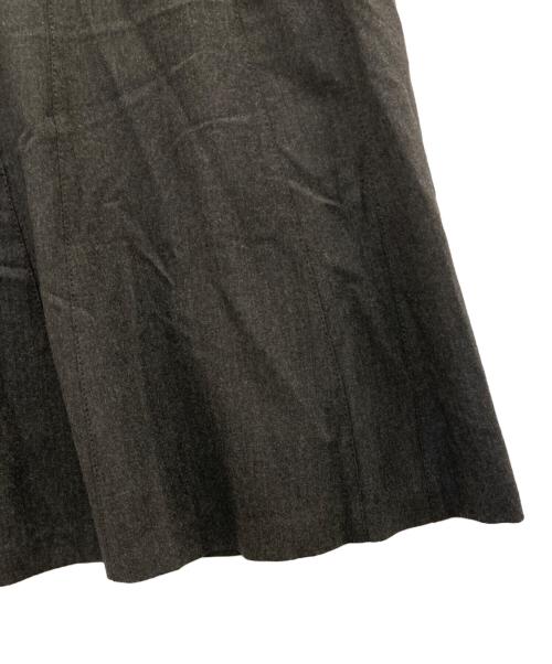 BURBERRY LONDON（バーバリーロンドン）BURBERRY LONDON (バーバリーロンドン) ロングスカート グレー サイズ:SIZE 15の古着・服飾アイテム