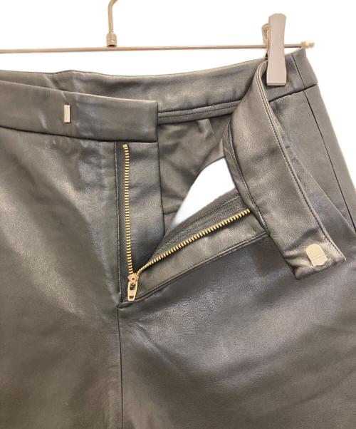 ok.soon（オクスン）ok.soon (オクスン) エコレザーハーフパンツ ブラック サイズ:1の古着・服飾アイテム