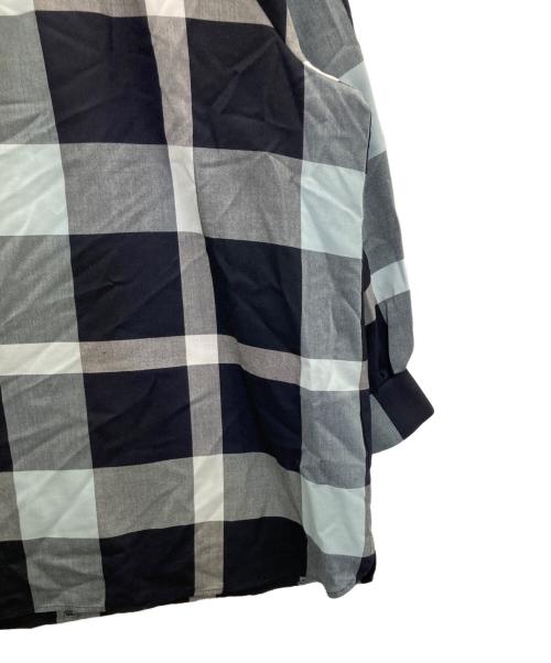 BLUE LABEL CRESTBRIDGE（ブルーレーベルクレストブリッジ）BLUE LABEL CRESTBRIDGE (ブルーレーベルクレストブリッジ) チェックブラウス ネイビー サイズ:38の古着・服飾アイテム