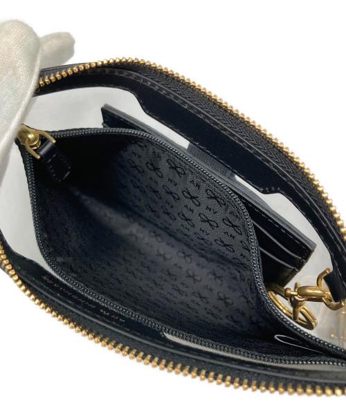 ANYA HINDMARCH（アニヤ・ハインドマーチ）ANYA HINDMARCH (アニヤ・ハインドマーチ) ショルダーバッグ エヴリシング ポーチ ブラックの古着・服飾アイテム